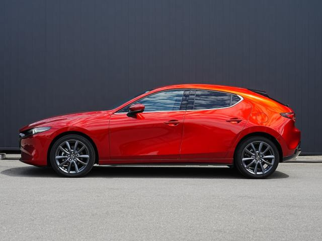 MAZDA3ファストバック