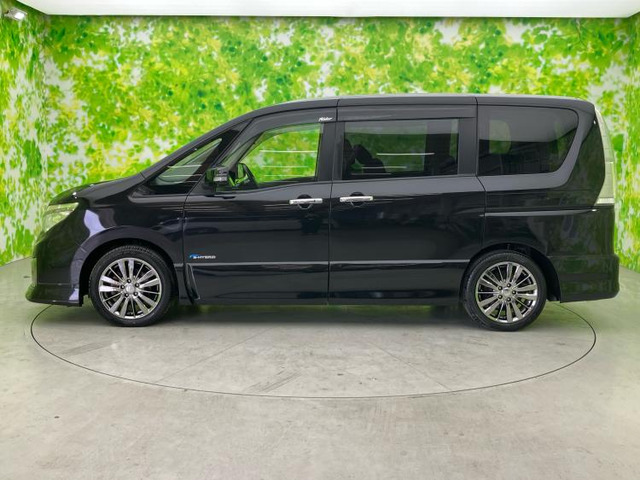 セレナ2.0 ライダー パフォーマンスSpec ブラックラインZZ S-HYBRID アドバンスドSafety PKG