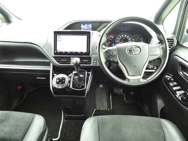 ヴォクシー2.0 ZS 煌III