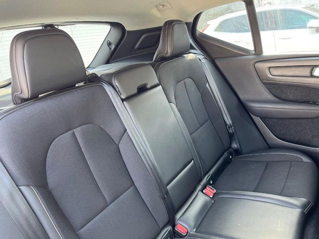 �㕔���Ȃɂ͋C�ɂȂ�悤�ȃL�Y�E�����ւ��蓙�A�傫�ȃ_���[�W�͂Ȃ��A�ƂĂ��ǍD�ȏ�Ԃł��B