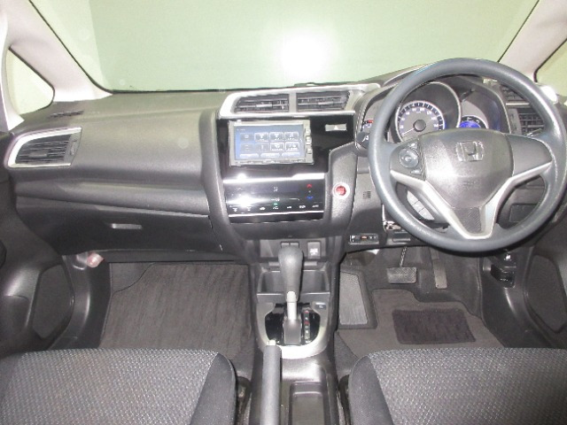 フィット1.3 13G Fパッケージ