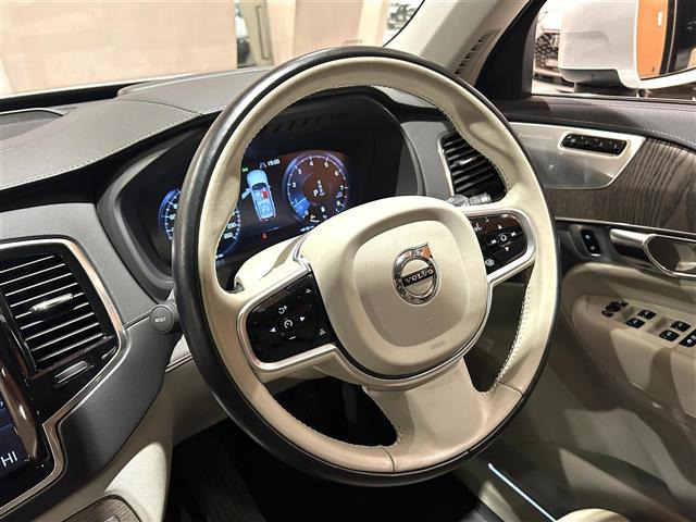 XC90B6 AWD インスクリプション 4WD