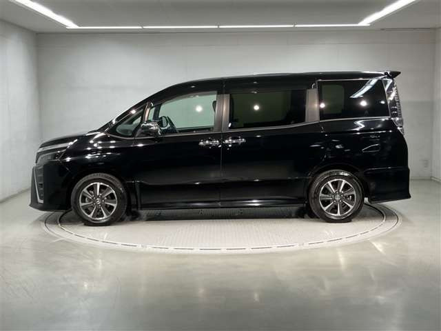 ヴォクシー2.0 ZS 煌III