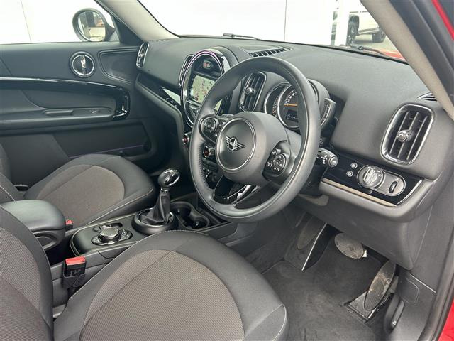 ミニクロスオーバークーパー D