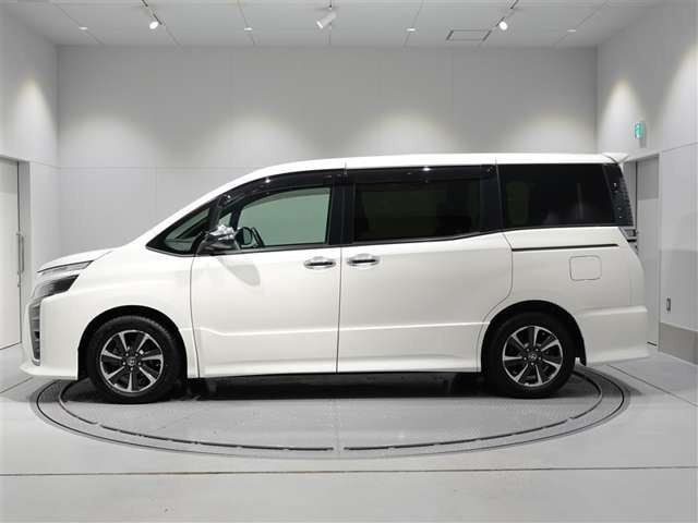 ヴォクシー2.0 ZS 煌III