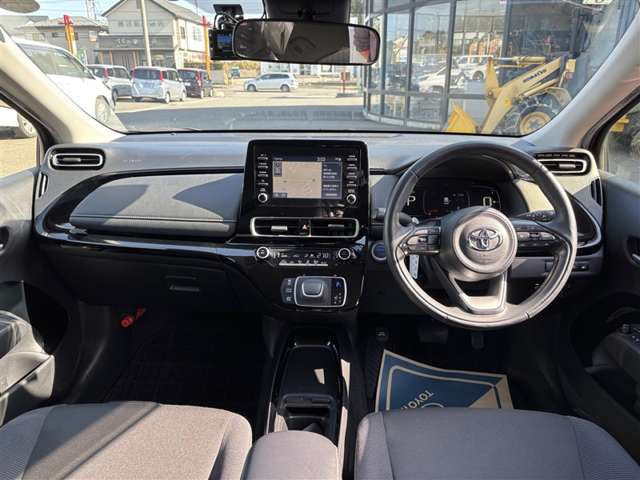 アクア1.5 G E-Four 4WD