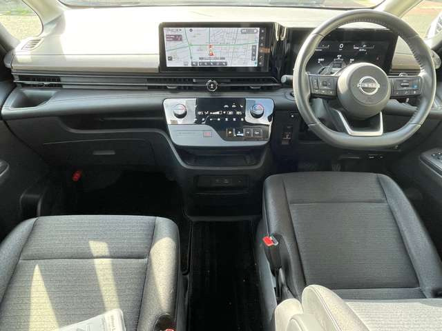 セレナ2.0 ハイウェイスターV 4WD