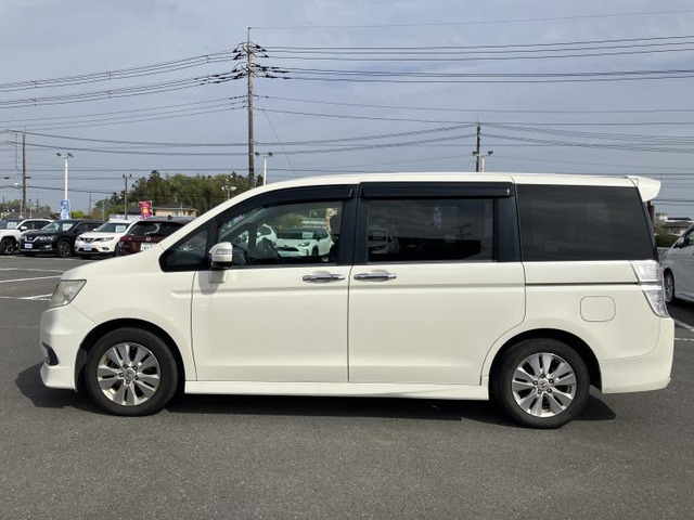 ステップワゴン2.0 スパーダ Z HDDナビ エディション