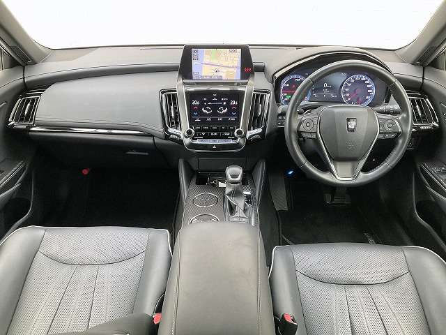 クラウンハイブリッド 2.5 RS アドバンス