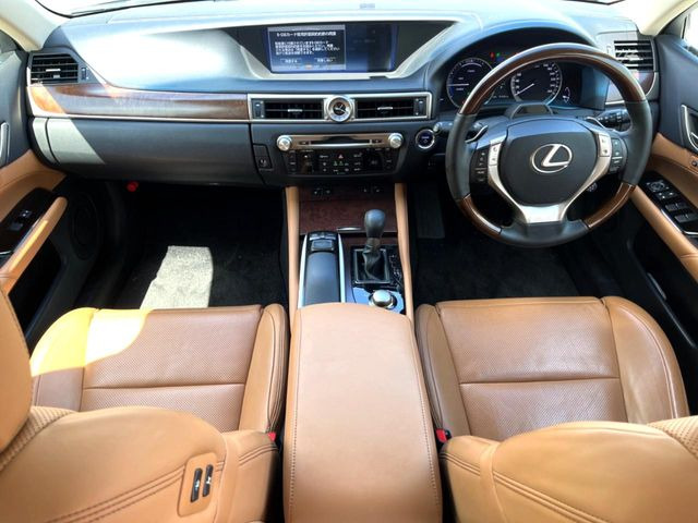 GS300h バージョン L