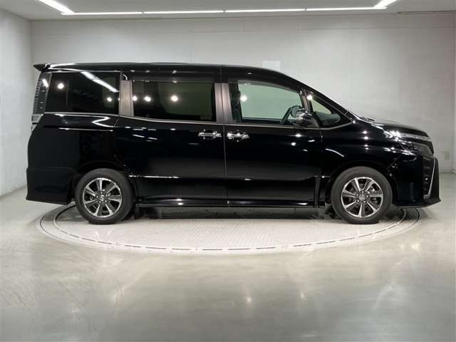 ヴォクシー2.0 ZS 煌III