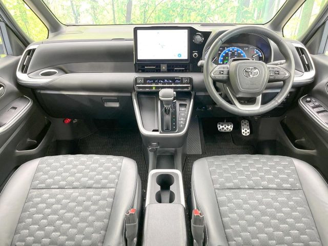 ヴォクシー1.8 ハイブリッド S-Z