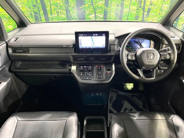 ステップワゴン2.0 e:HEV スパーダ