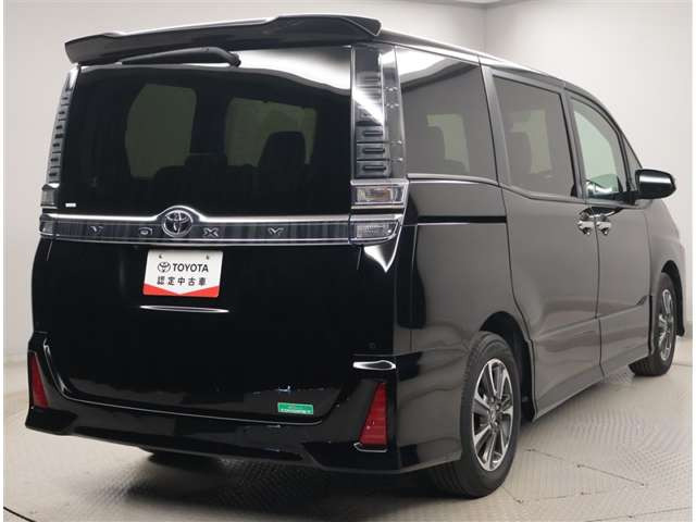 ヴォクシー2.0 ZS 煌III