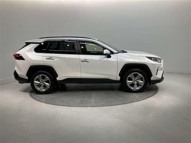 RAV42.5 ハイブリッド G E-Four 4WD
