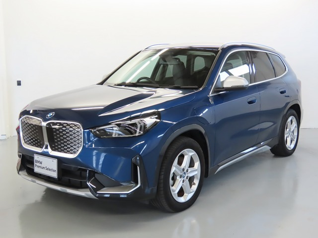 iX1xドライブ30 xライン 4WD