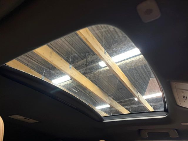 UX250h バージョンL