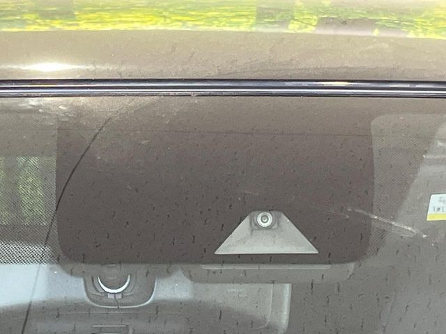 ノート1.2 e-POWER X ブラックアロー