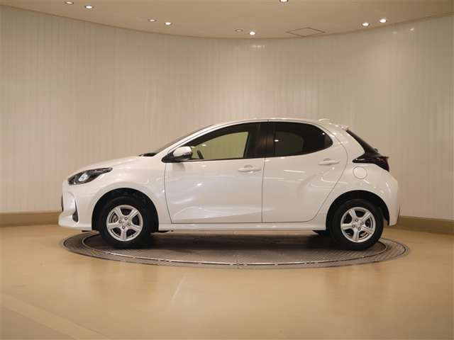 ヤリス1.5 X 4WD