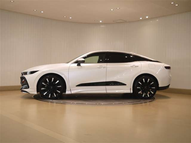 クラウンクロスオーバー2.4 RS アドバンスト E-Four advanced 4WD