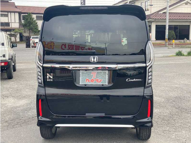 N-BOXカスタムL ターボ