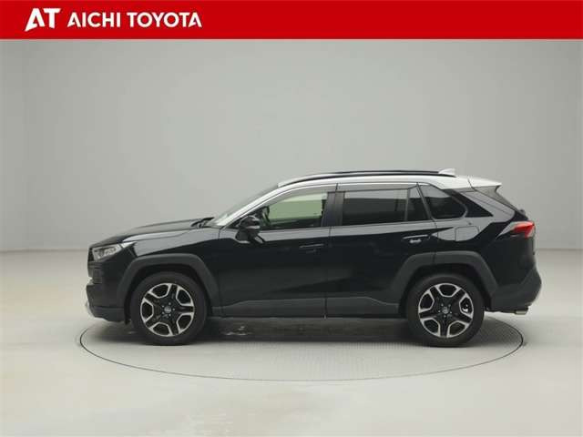 RAV42.0 アドベンチャー 4WD