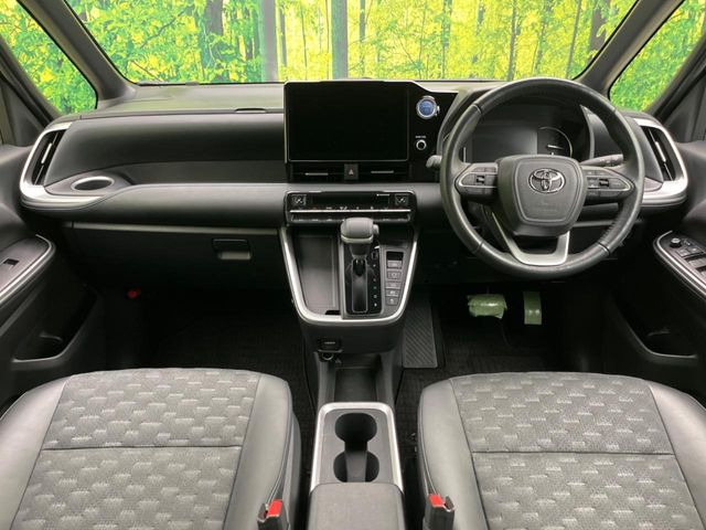 ヴォクシー1.8 ハイブリッド S-Z