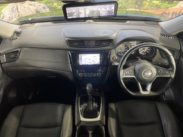 エクストレイル2.0 20Xi