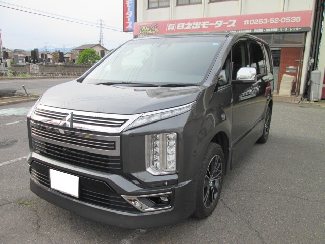 デリカD:5アーバンギア 2.2 G パワーパッケージ 4WD