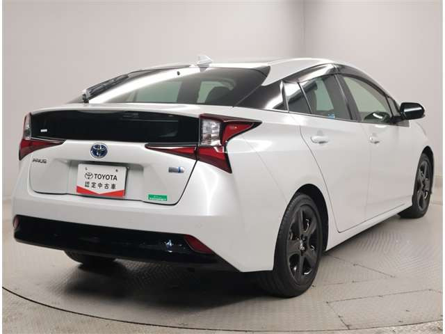 プリウス1.8 A ツーリングセレクション ブラックエディション