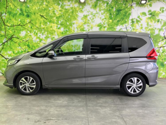 フリード1.5 ハイブリッド G