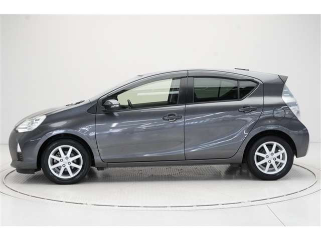 アクア1.5 G ブラックソフトレザーセレクション