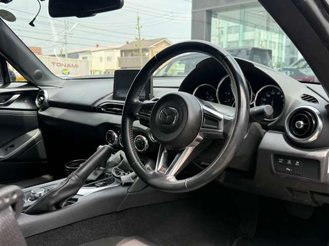 ���q�l�̈��S����ɍl���A���Ђɂ�24���ԃ��[�h�T�[�r�X���s���Ă���܂��B