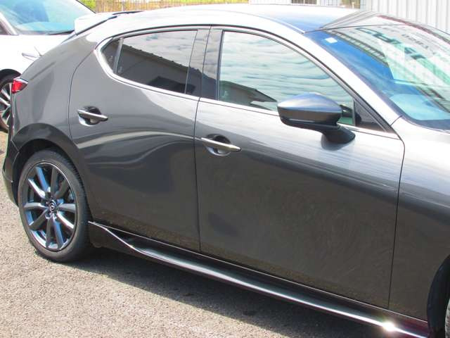 MAZDA3ファストバック1.8 XD バーガンディ セレクション