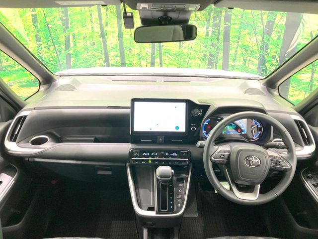 ヴォクシー1.8 ハイブリッド S-Z