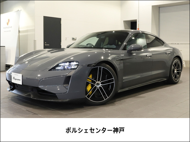 タイカンターボS 4シート 4WD