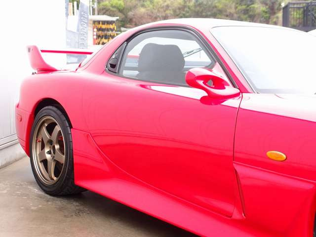 AutoExe�J�[�{�������C���e�[�N/FEED�C���e�[�N�p�C�v/�O��X���b�g���[�^�[/RECARO��ERGOMED-D�V�[�g��r/Defi�����A�����A����/�h�����R/�����L�[���X/ETC/MOMO�X�e