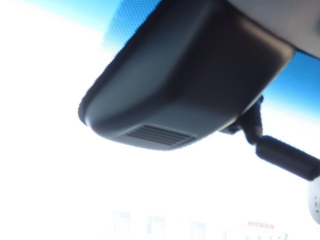 フリード1.5 ハイブリッド クロスター 4WD