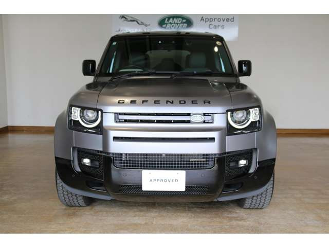 ディフェンダー110 X ダイナミック SE イースナー エディション 3.0L D300 ディーゼル 4WD