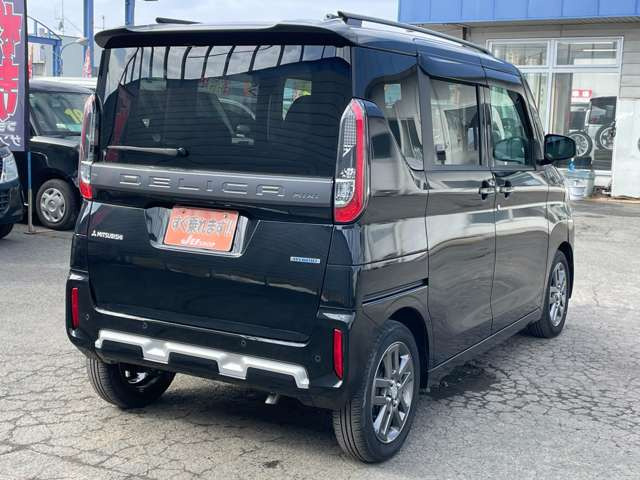 デリカミニT プレミアム 4WD