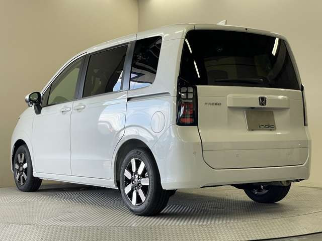 人気の車種が勢ぞろい!各メーカー 最新人気車がラインナップ!見て触って選べる展示場です!