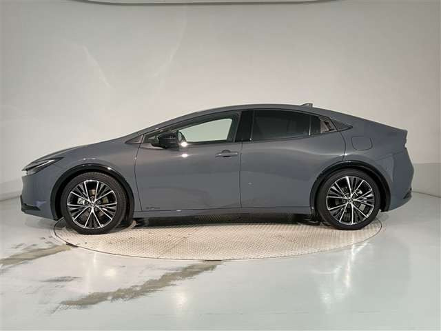 プリウス2.0 Z E-Four 4WD