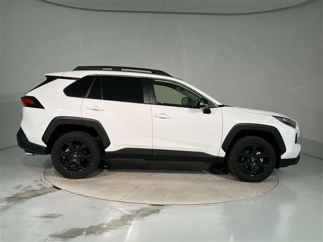 RAV42.5 ハイブリッド アドベンチャー オフロードパッケージ II E-Four 4WD