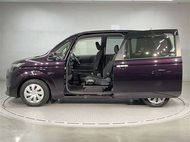 スペイド1.5 F ウェルキャブ 助手席回転チルトシート車 Bタイプ