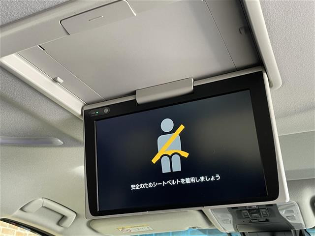 ヴェルファイアハイブリッド 2.5 ZR Gエディション E-Four 4WD