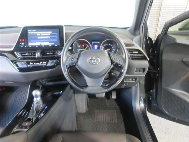 C-HRハイブリッド 1.8 G