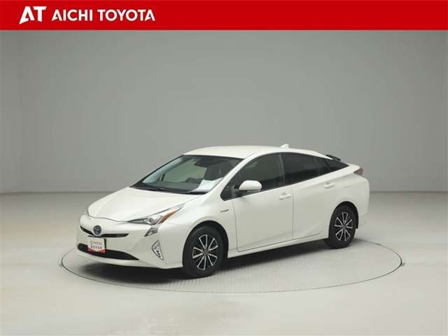 プリウス1.8 S セーフティ プラス E-Four 4WD