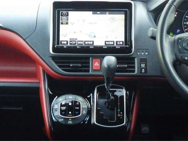 ヴォクシー2.0 ZS