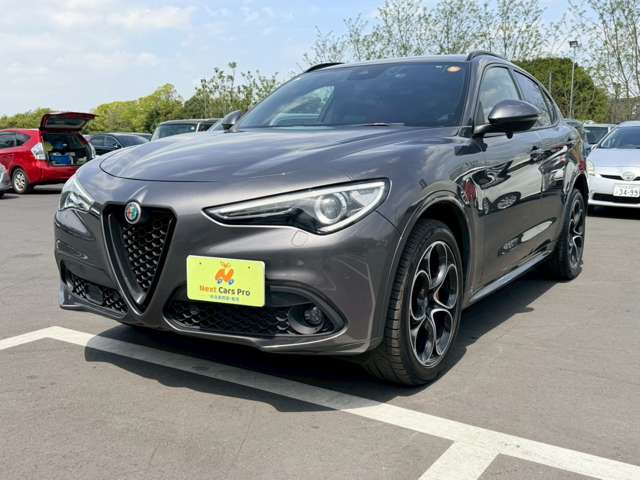ステルヴィオ2.2 ターボ ディーゼル Q4 ヴェローチェ 4WD