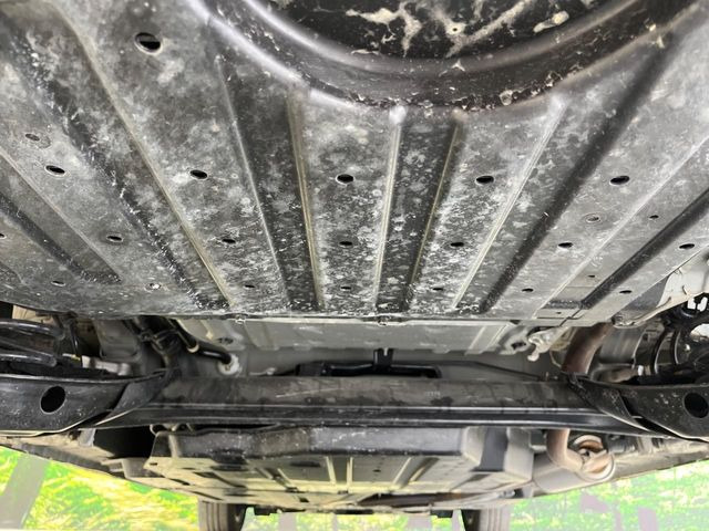 下回りがきれいなうちに、防錆加工の施工がオススメ。降雪地域はもちろん、沿岸部にお住いの方や、趣味でマリン・ウィンタースポーツをされる方にご好評いただいております。